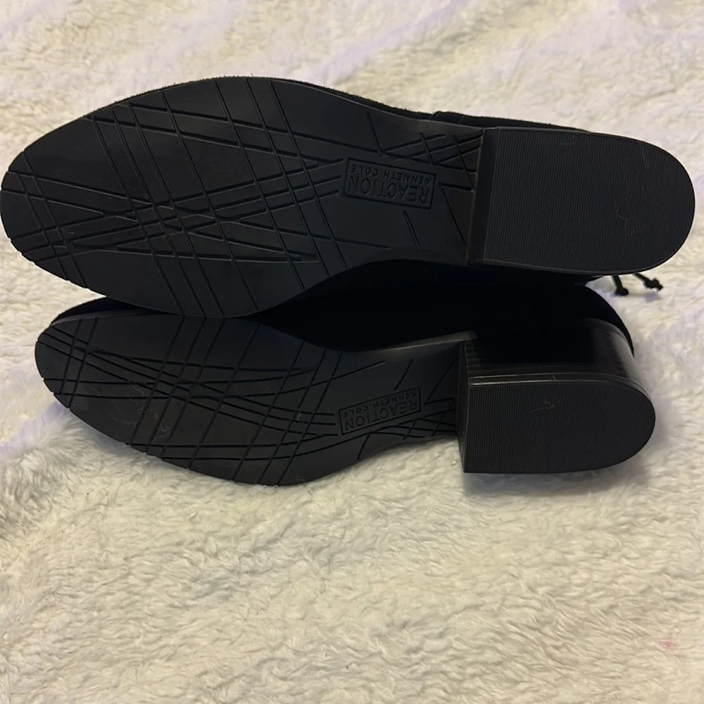 Kenneth Cole Reaction Black Suede Ankle Booties